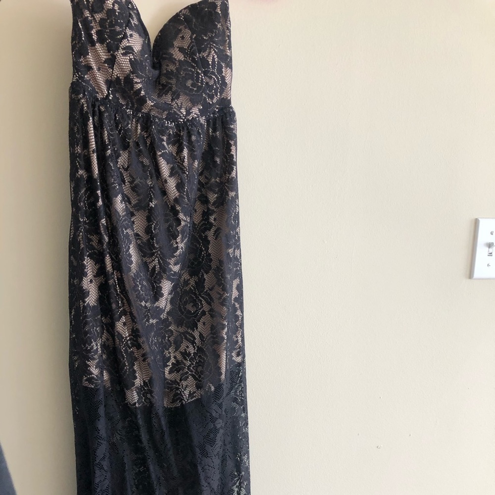 Strapless dress
